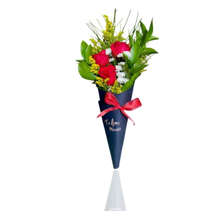 Arreglos Florales Mini Bouquet Te Amo (Solo Caracas) - FamilyBox.Store enviar a venezuela ship to venezuela supermercado online venezuela online supermarket