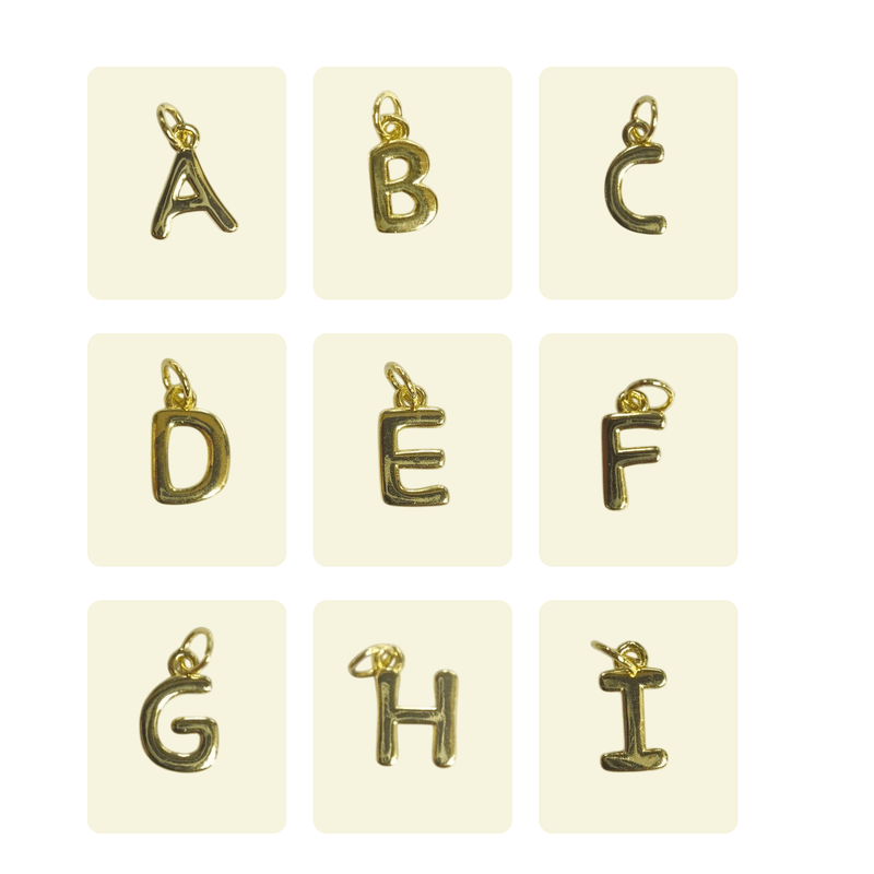 Dije de letras en acero inoxidable dorado - FamilyBox.Store enviar a venezuela ship to venezuela supermercado online venezuela online supermarket